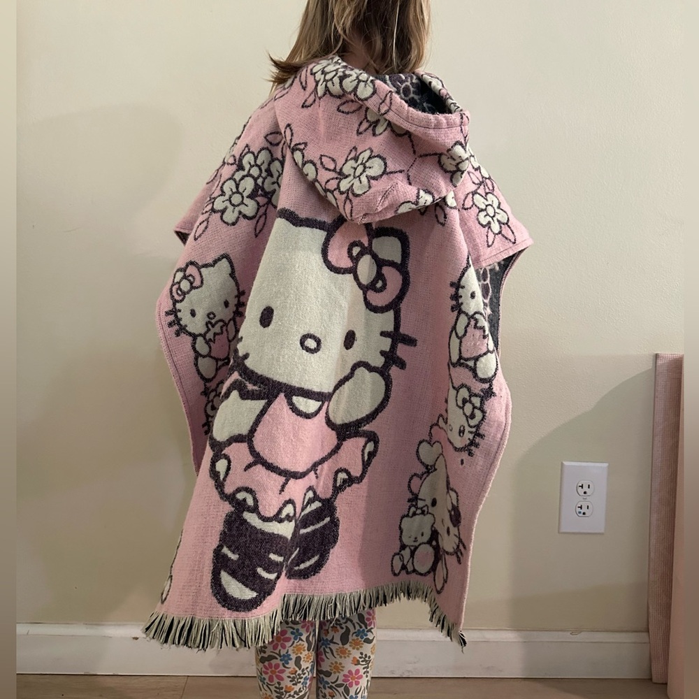 Hello kitty bundle - Picture 4 of 4